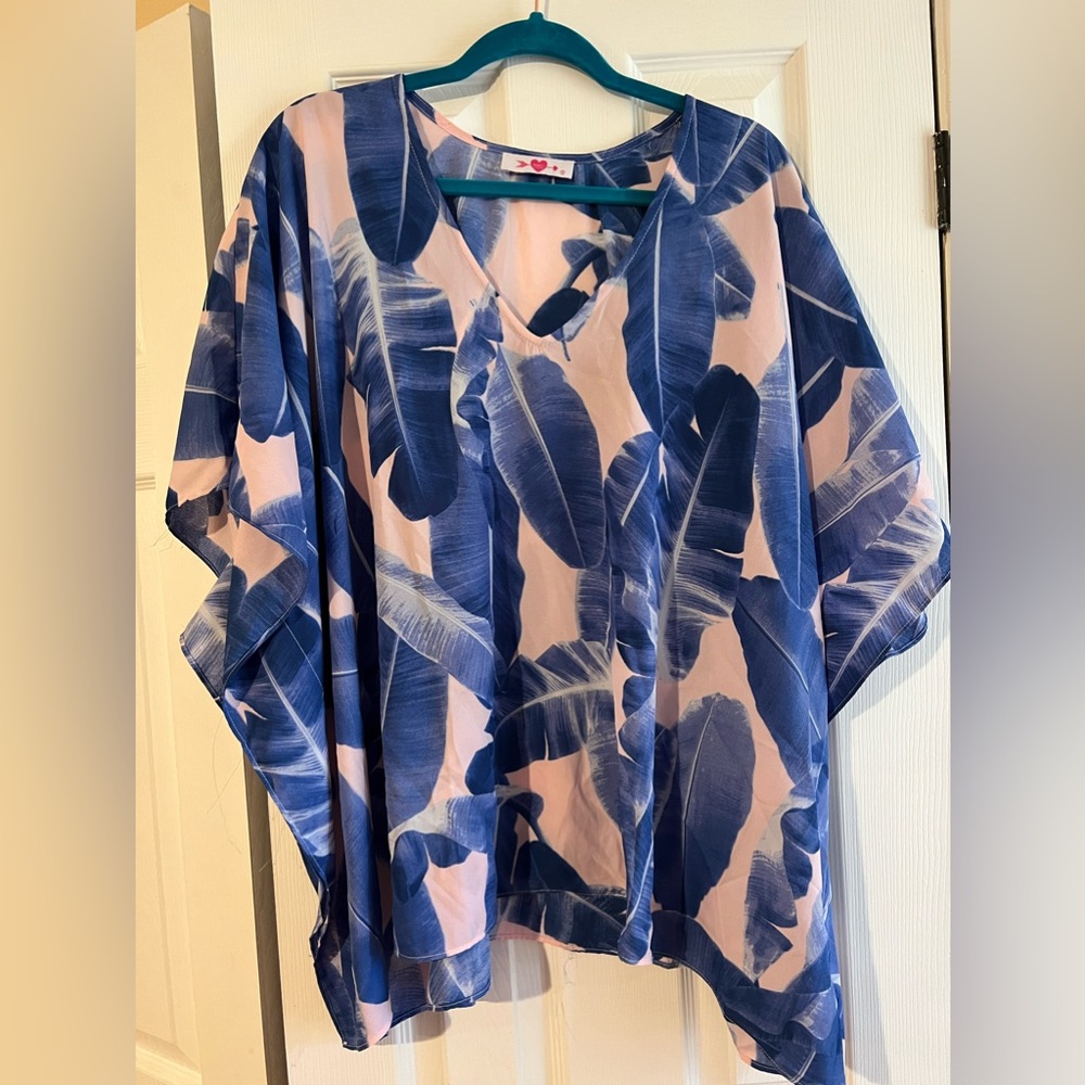 Buddy love poncho style top